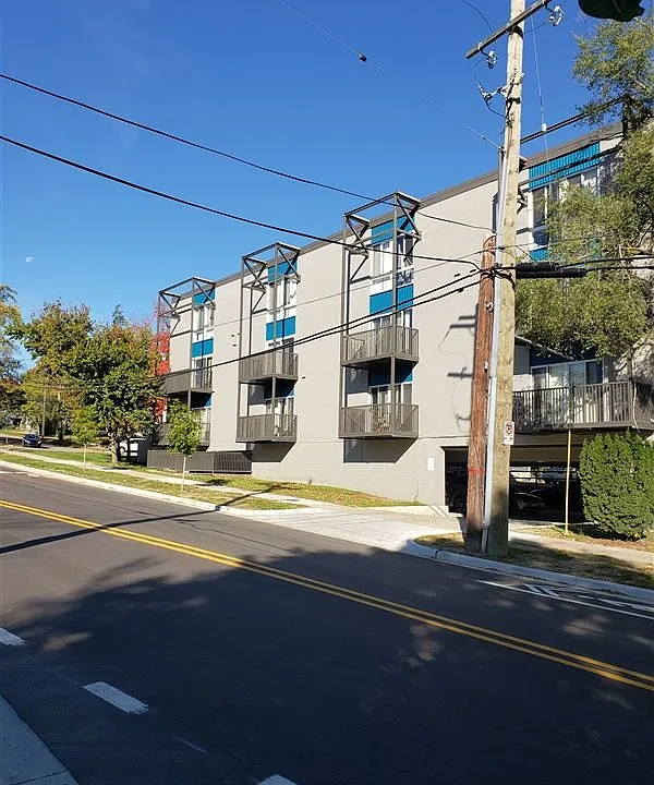 921 S Main St #27