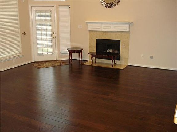 4th image of 2213 Balleyduff Dr