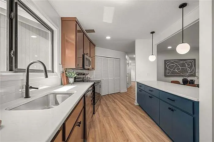 9136 Grant Ln — Photo 11