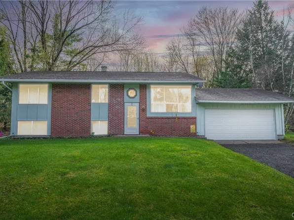8017 Glenwood Dr, Rome, NY 13440