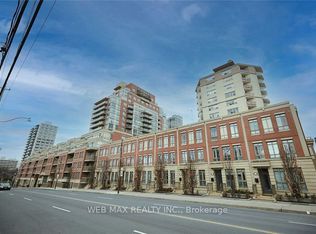 900 Mount Pleasant Rd #1305, Toronto, ON M4P3J9