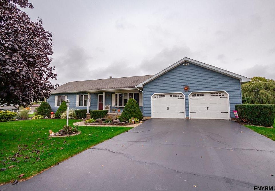 1st image of 29 Raylinsky Ln