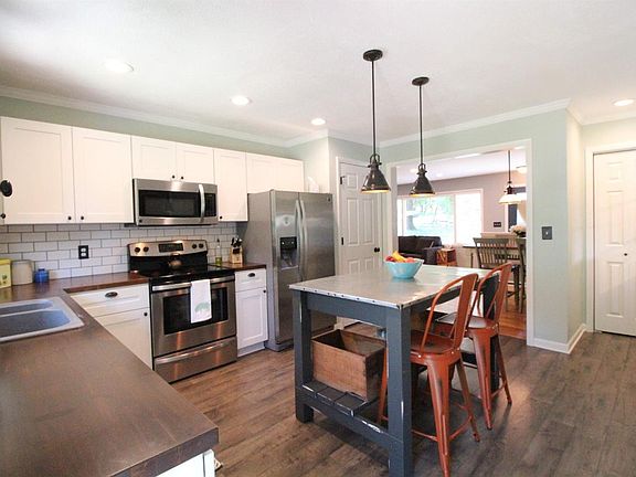 5th image of 4334 C St