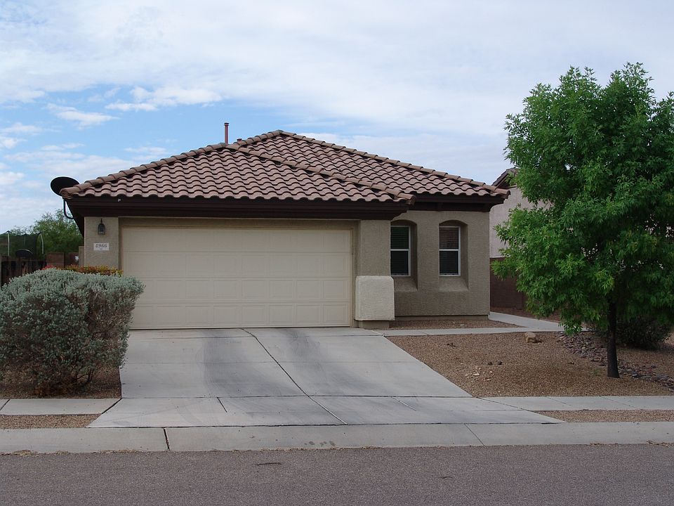 1st image of 4966 E Desert Thorn Dr