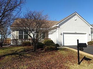 716 Holland Ln, Romeoville, IL 60446