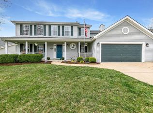 1519 Autumn Chase Dr, Fenton, MO 63026