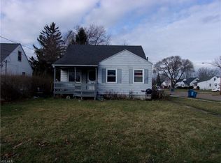 1500 Maple Dr, Lorain, OH
