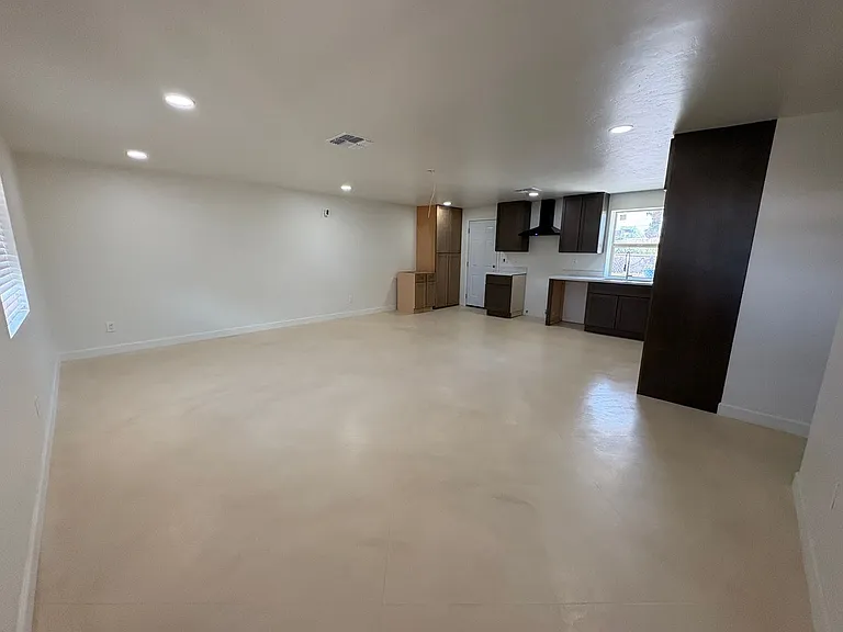 770 S Bryant Ave — Photo 21