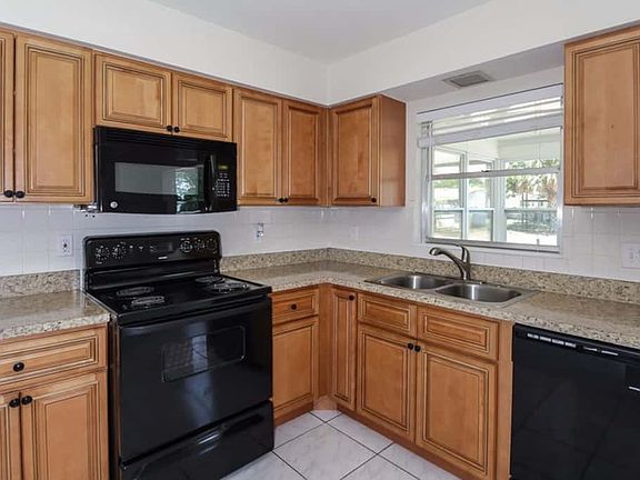 4th image of 5711 2nd Avenue Dr NW