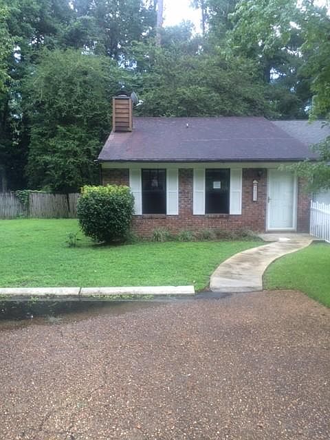 1st image of 2113 Victory Garden Ln #A