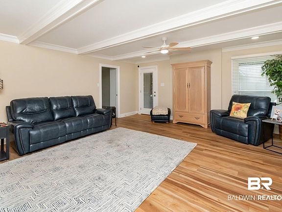 5th image of 6005 Cherry Ridge Ct