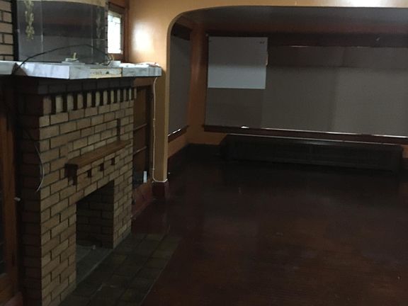 5th image of 257 Hewitt Ave #Single