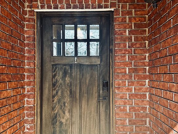 Welcome home! 
Come on in.