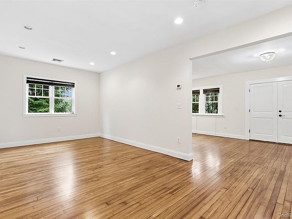 4th image of 56 Huntville Road