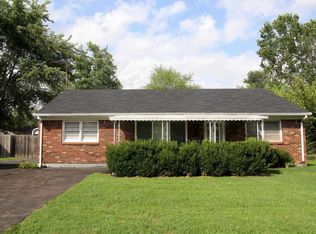 7017 Nathan Hale Way, Louisville, KY 40272