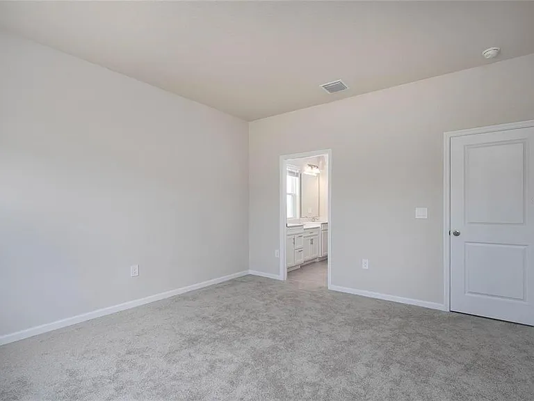 16873 Castoro Dr — Photo 32