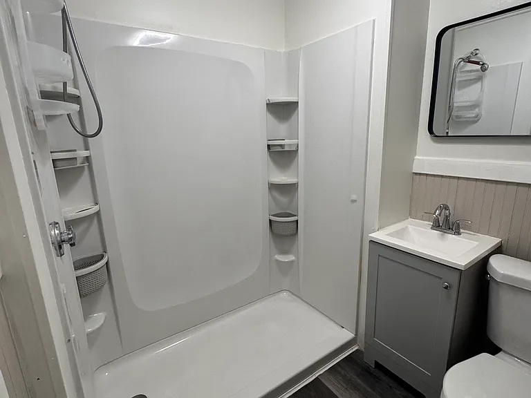 110 Lafayette St #2 — Photo 6