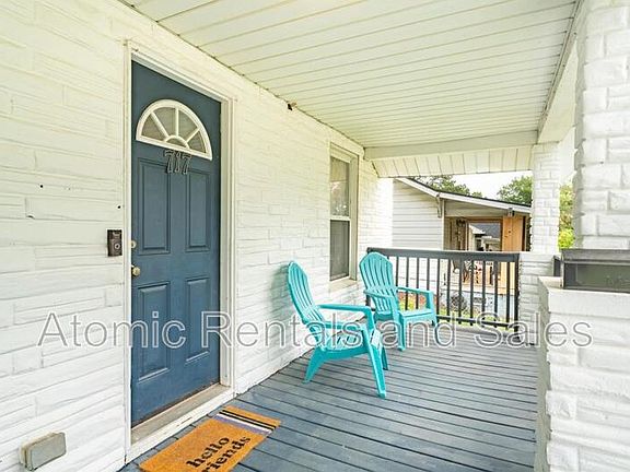 4th image of 717 E Oldham Ave