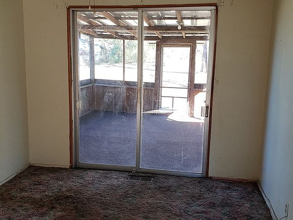 4th image of 324 Lee Road 479