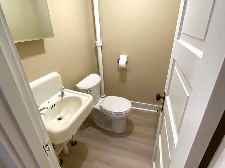 358 Chestnut St #3 — Photo 15