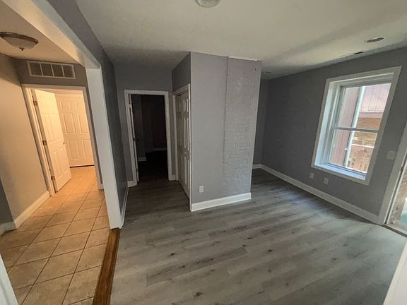 4th image of 209-219 Howe Ave #1A