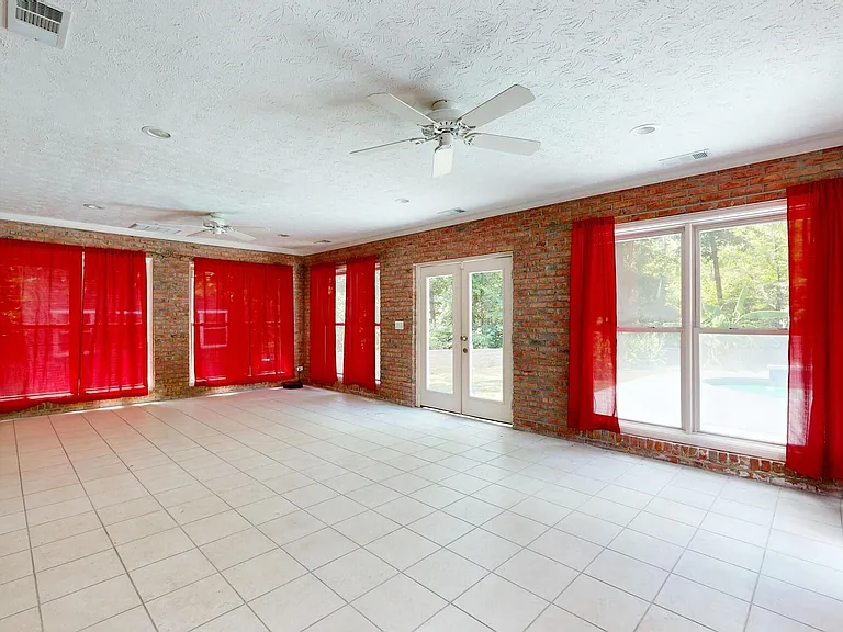 1531 Dartmouth Ct — Photo 17