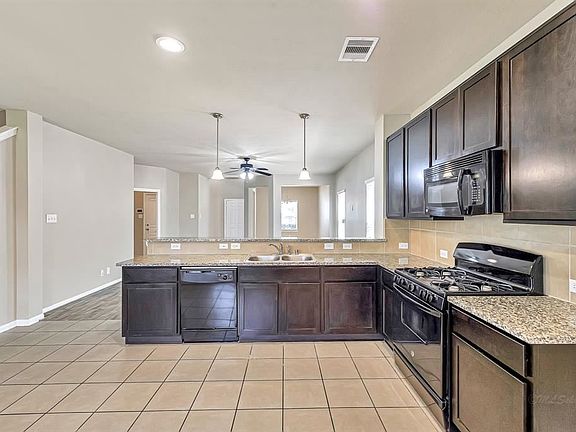 5th image of 18223 Tuscana Shores Dr