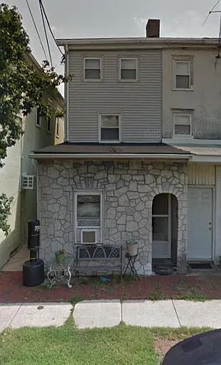 2 bed, 1988 sqft, $1,875 — Photo 1