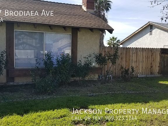 3rd image of 24467 Brodiaea Ave