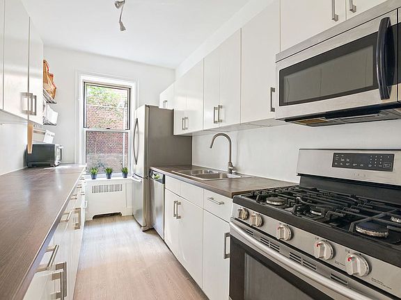 3rd image of 35-24 72nd St APT 1H