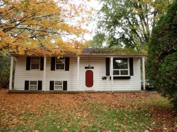 885 Kimberly Cir, Oberlin, OH 44074