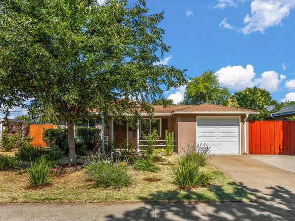 4826 61st St, Sacramento, CA 95820