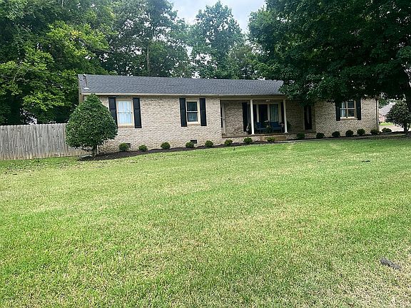 2nd image of 1135 Pennell Ln