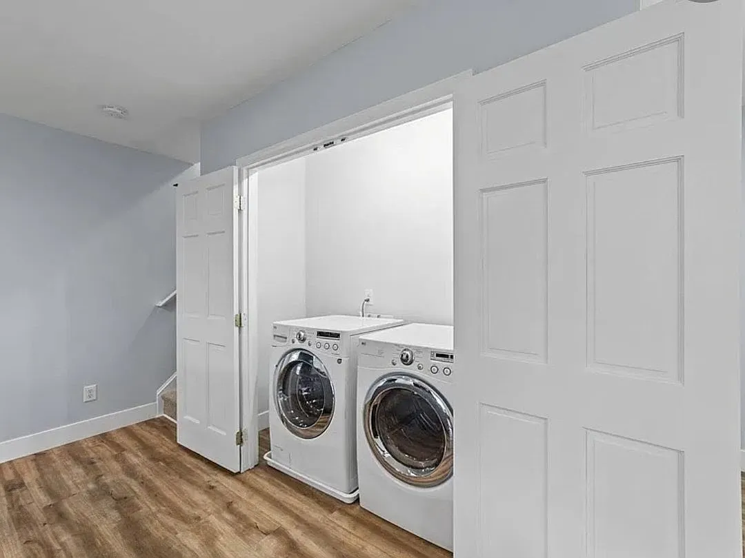 Studio, 850 sqft, $1,350 — Photo 1