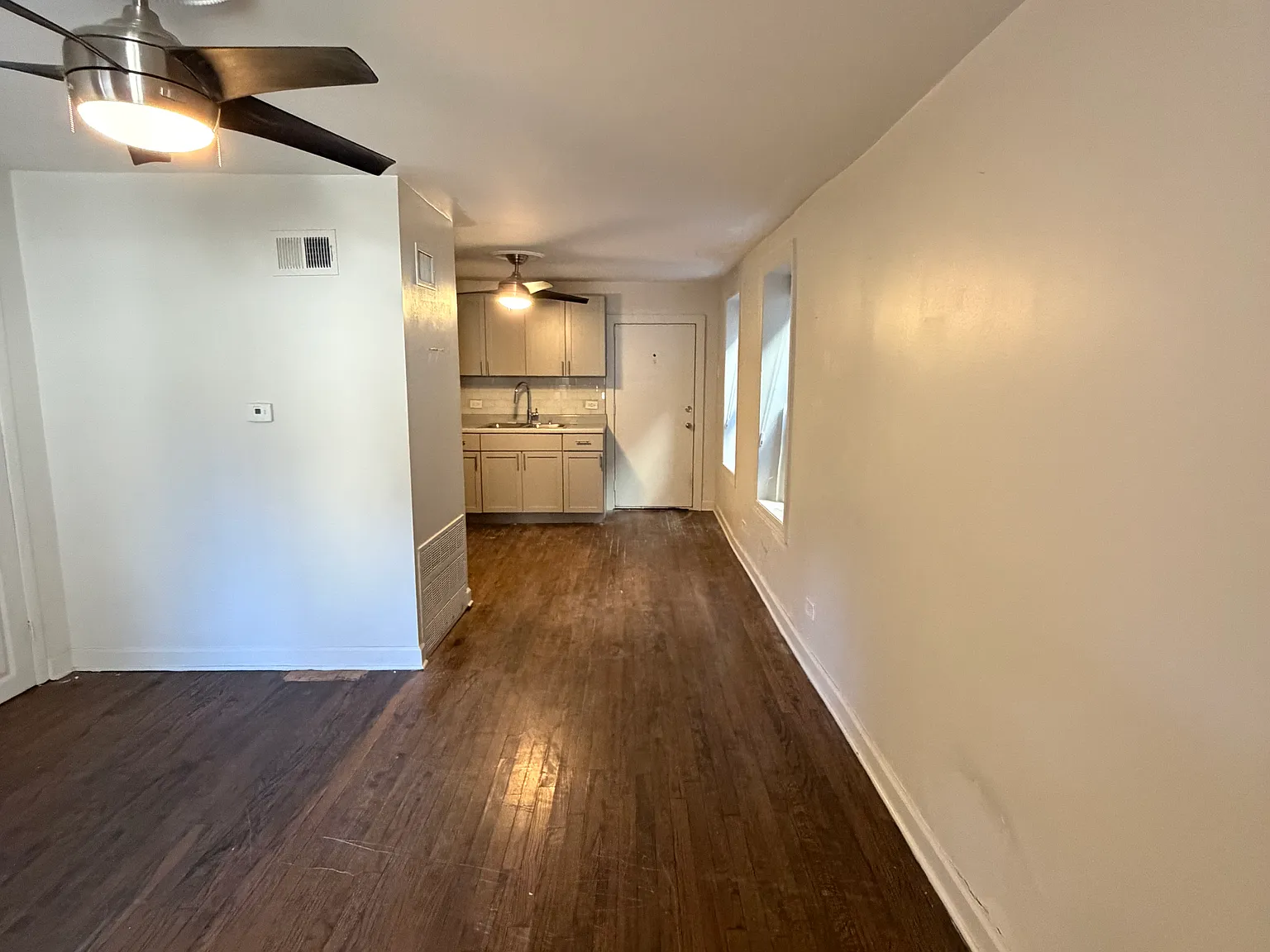 1 bed, 750 sqft, $1,800 — Photo 2