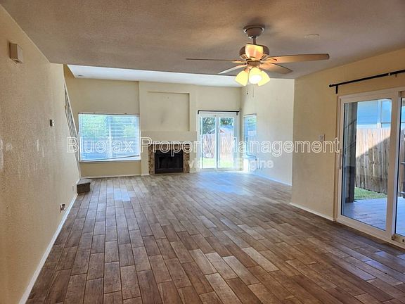4th image of 8070 Pioneer Trail Dr