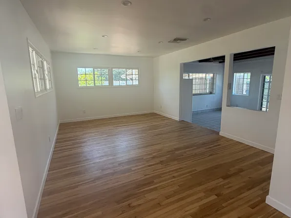 10101 Densmore Ave, North Hills, CA 91343