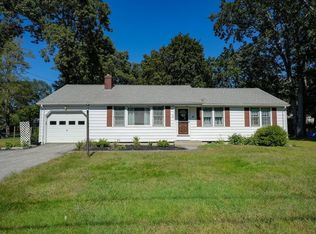 37 Sunset Dr, Northborough, MA 01532