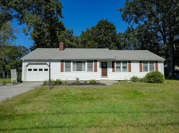 37 Sunset Dr, Northborough, MA 01532
