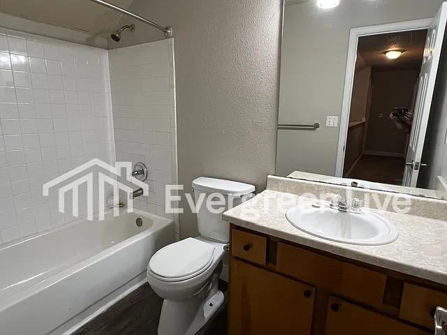 103 Barnsbury Ct — Photo 8