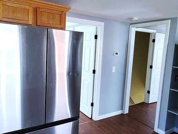 2nd image of 22 Lincoln Ct