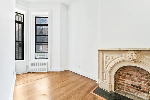 Rented by Aryeh Realty | media 3