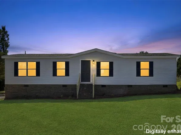 144 Sonja Dr, Statesville, NC 28677