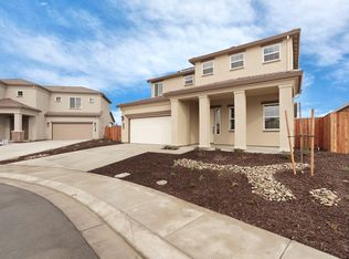 2202 Paramount Ln, Manteca, CA 95337