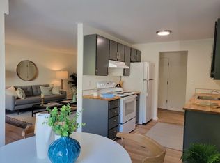 7021 Sand Point Way NE UNIT B222, Seattle, WA 98115