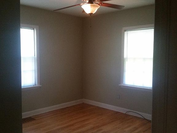 2nd image of 705 E 32nd St
