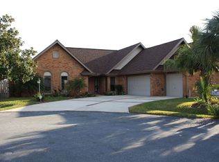 14 Cherry Ct, Palm Coast, FL 32137