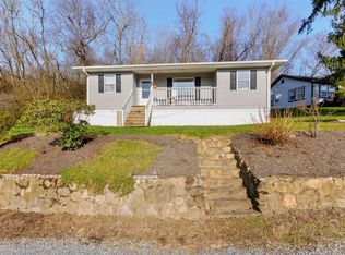 60 Sharptown Rd, Canton, NC 28716