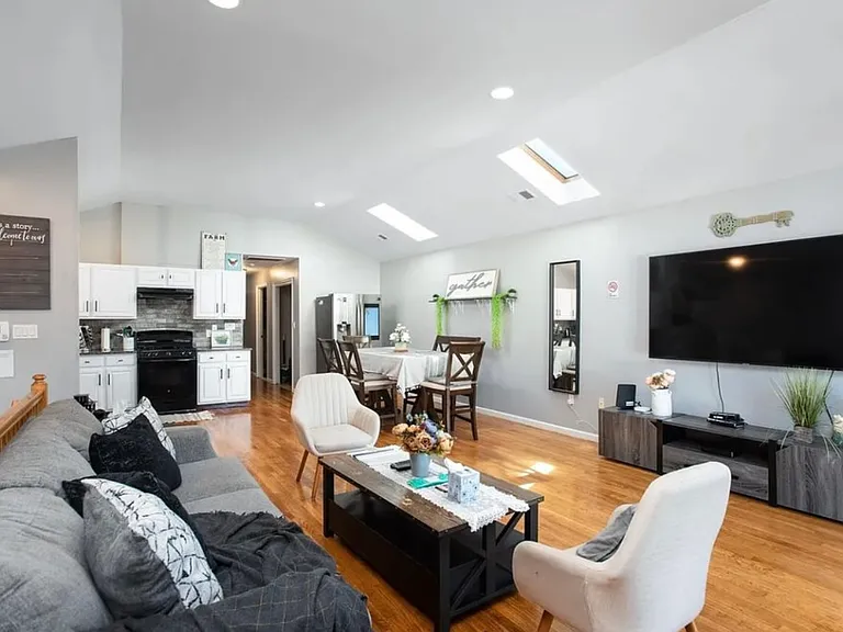 119 Armstrong Ave #2 — Photo 3