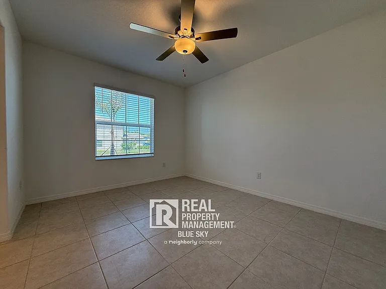 36590 Garden Wall Way — Photo 16